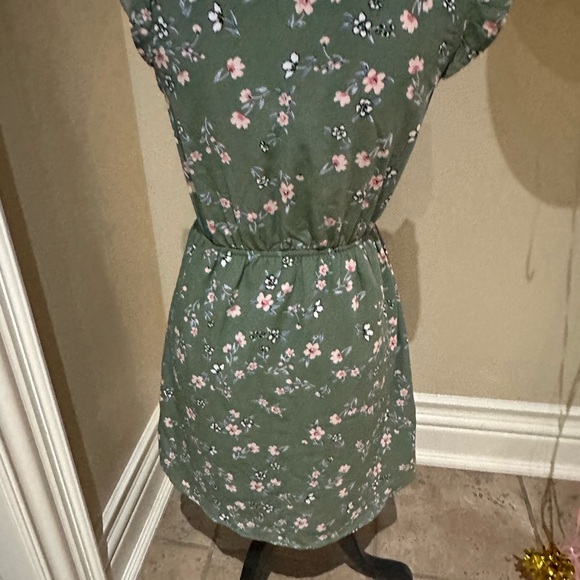 Monteau Dress - Picture 2 of 6